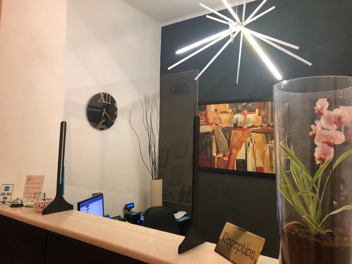 Hotel Paradiso Милано Екстериор снимка